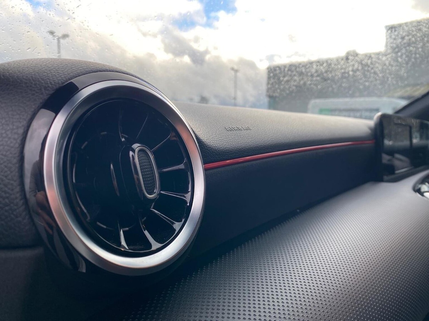 Used Mercedes-Benz A-Class 2020 for sale - 76905033: Photo 2