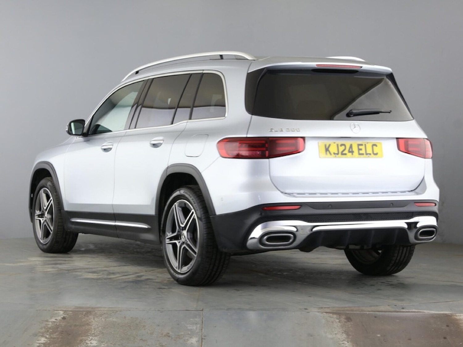 Used Mercedes-Benz GLB 2024 for sale - 76470998: Photo 2