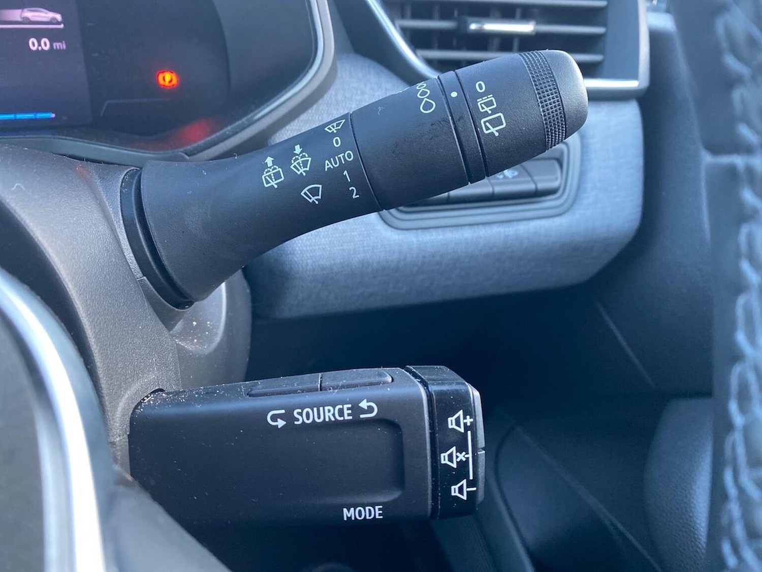 Used Renault Clio 2024 for sale - 77008265: Photo 31