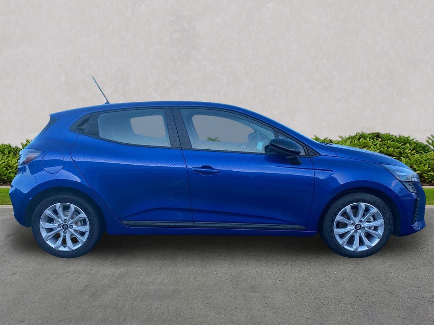 Used Renault Clio 2024 for sale - 77008265: Photo 5