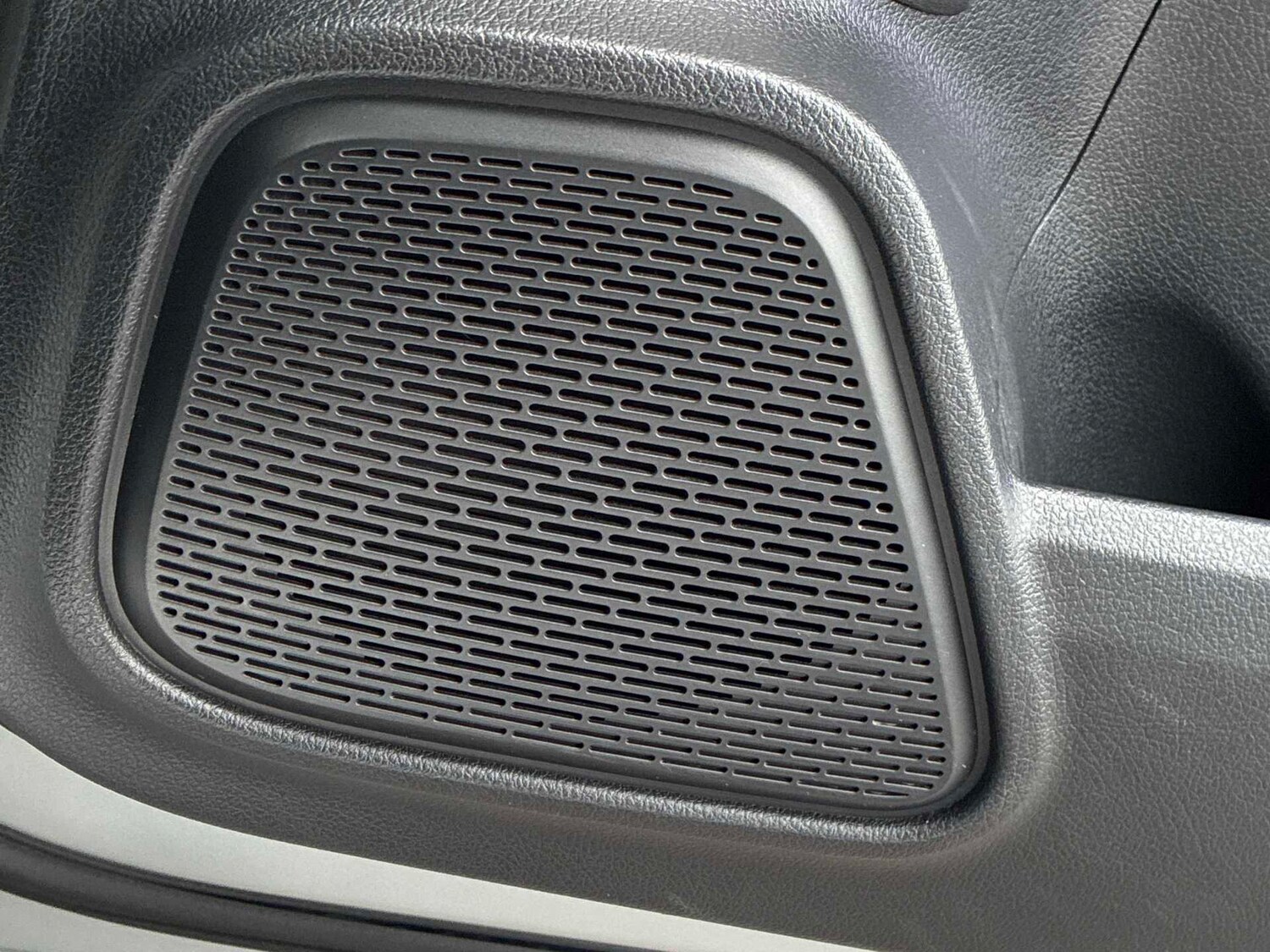 Used Mercedes-Benz EQA 2022 for sale - 78011615: Photo 30