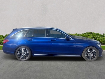 Used Mercedes-Benz C-Class 2019 for sale - 75761869: Photo