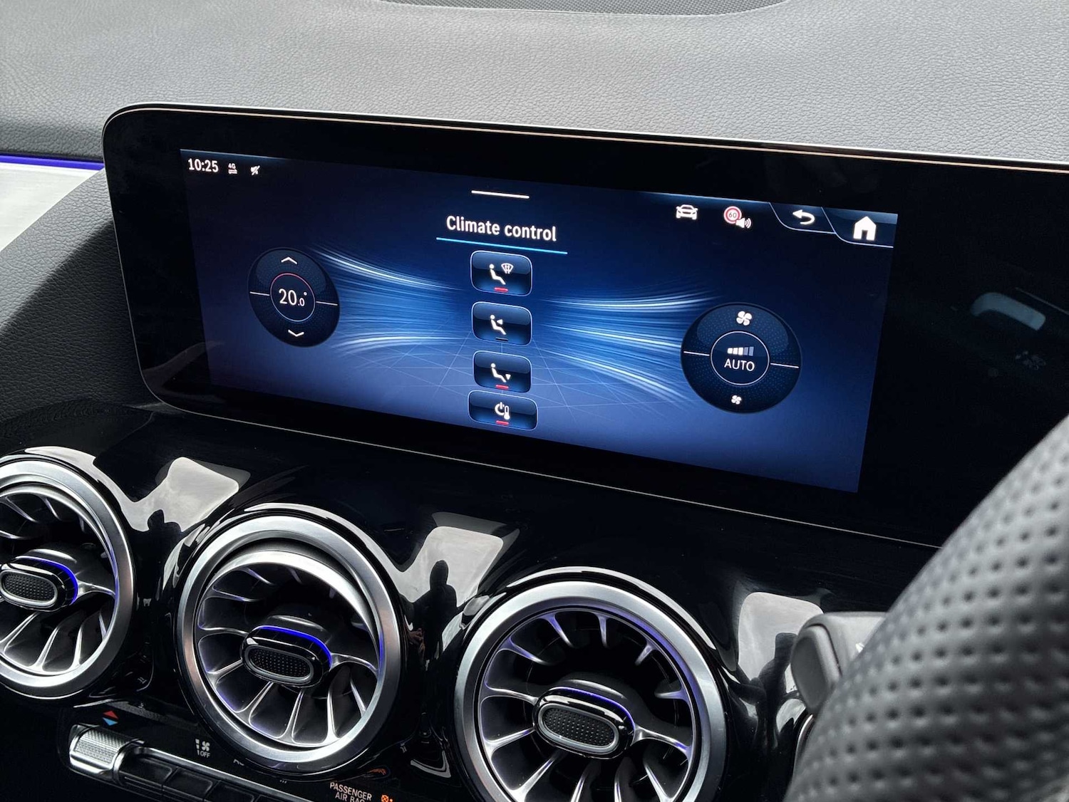 Used Mercedes-Benz GLA 2025 for sale - 78106377: Photo 12