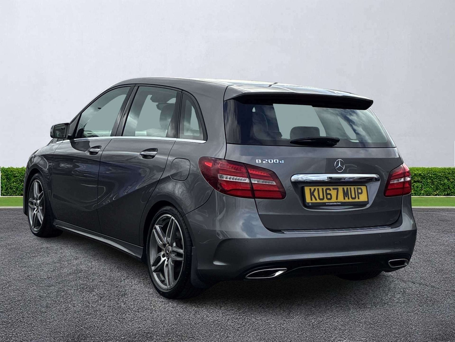 Used Mercedes-Benz B Class 2017 for sale - 78196041: Photo 2