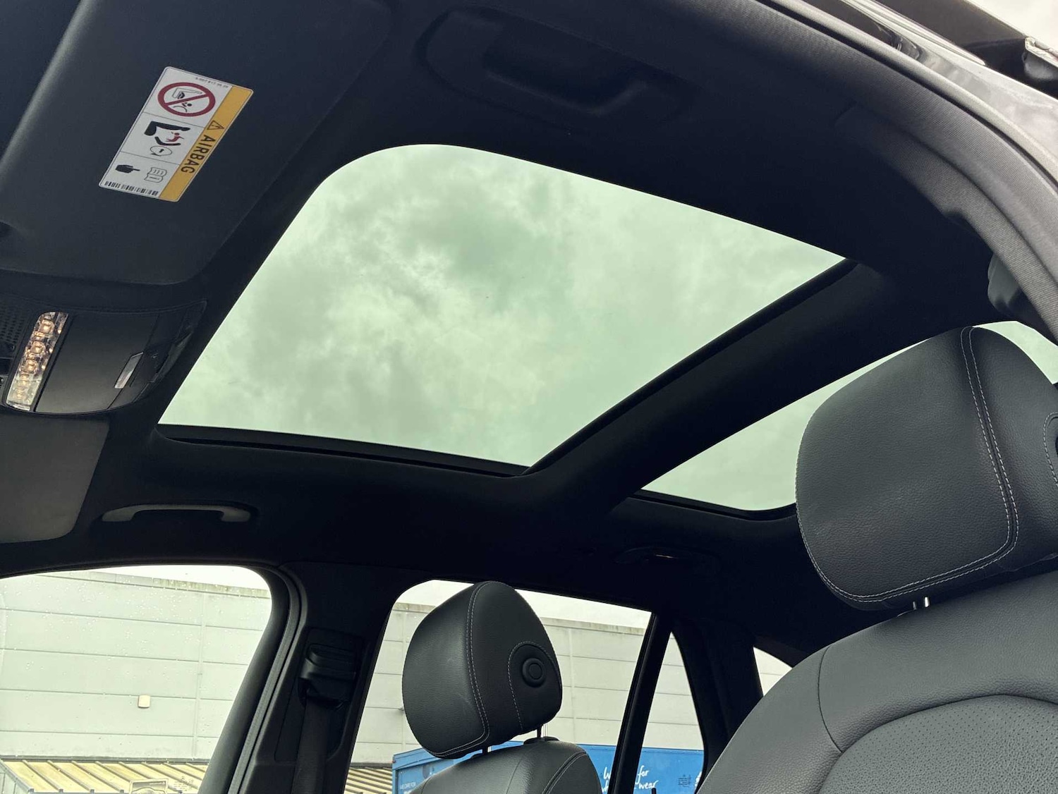 Used Mercedes-Benz GLC 2019 for sale - 78196227: Photo 14