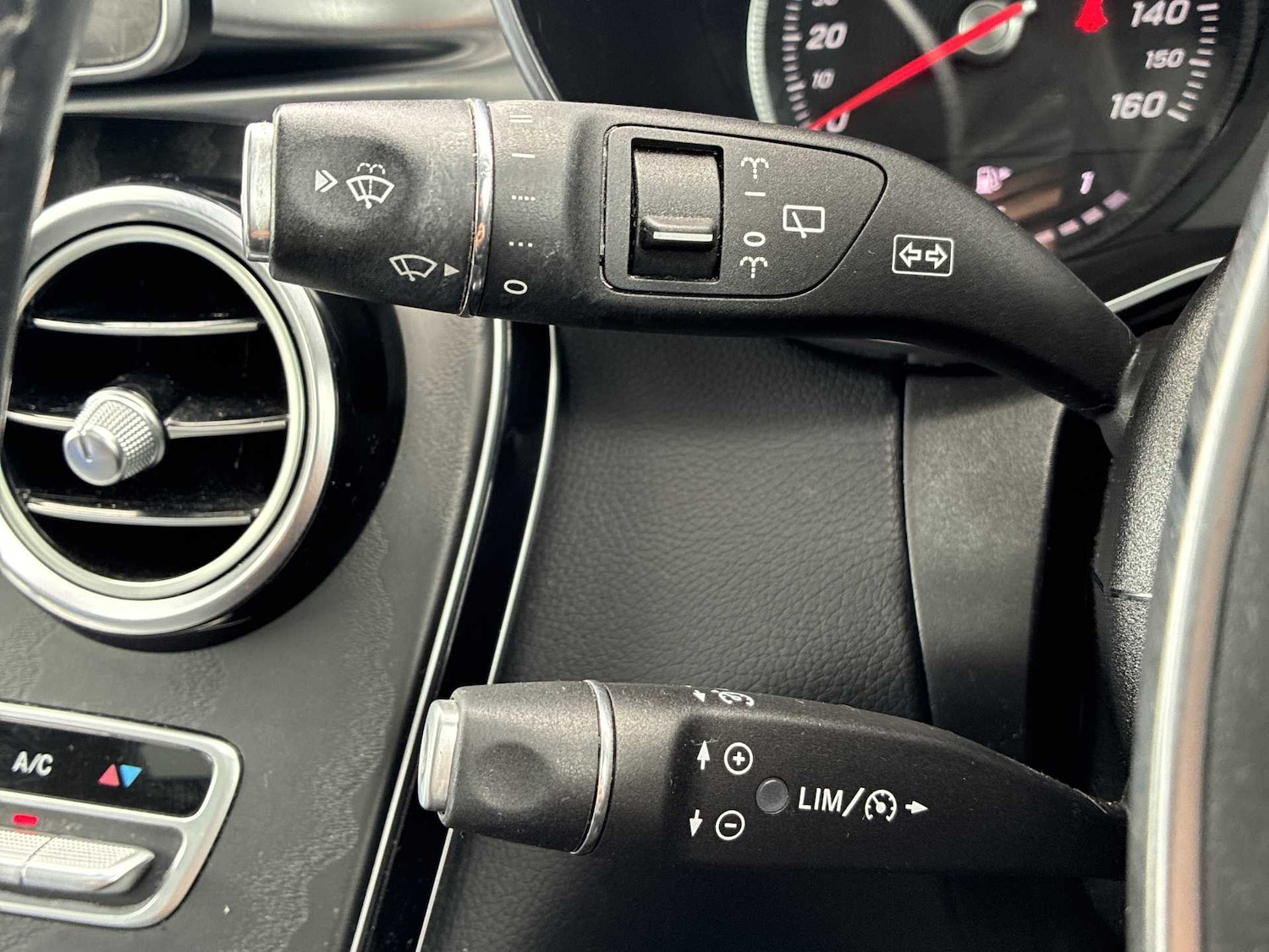 Used Mercedes-Benz GLC 2019 for sale - 78196227: Photo 27