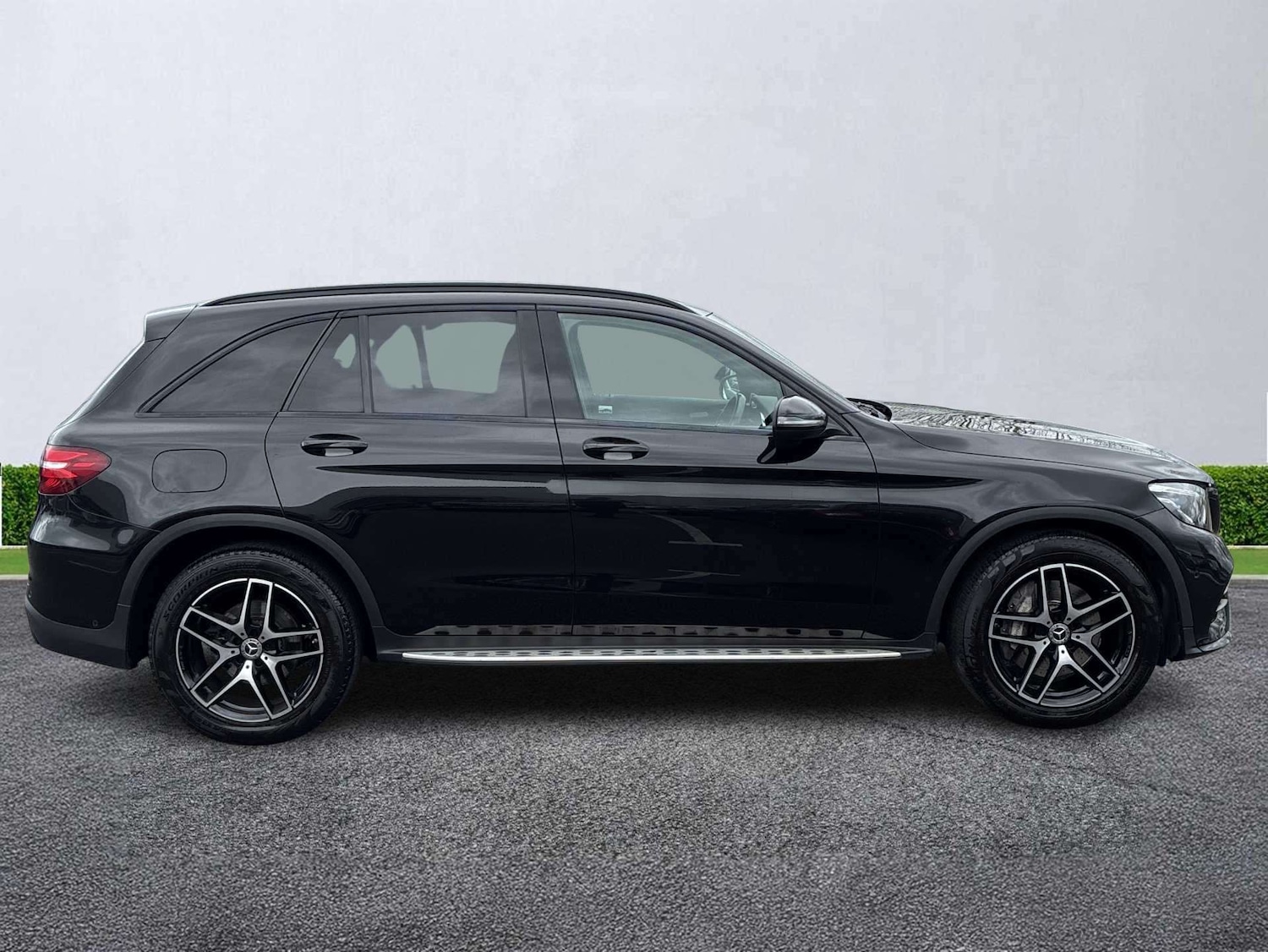 Used Mercedes-Benz GLC 2019 for sale - 78196227: Photo 3