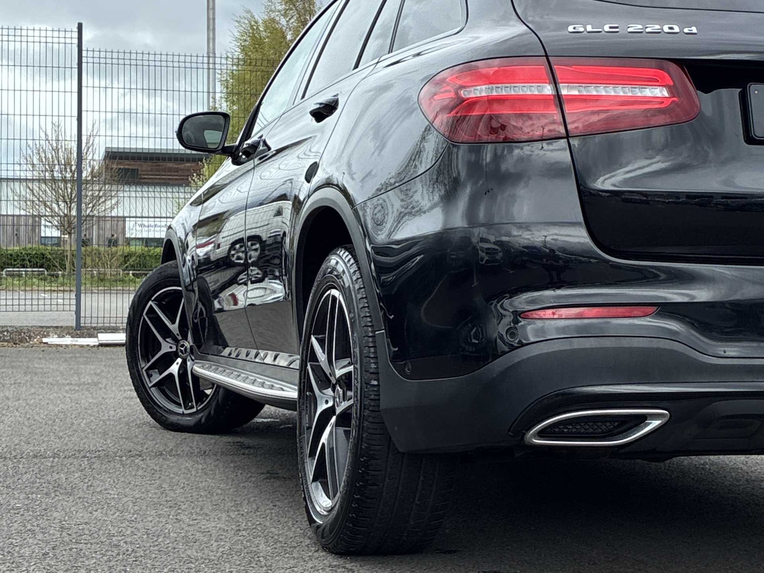 Used Mercedes-Benz GLC 2019 for sale - 78196227: Photo 35