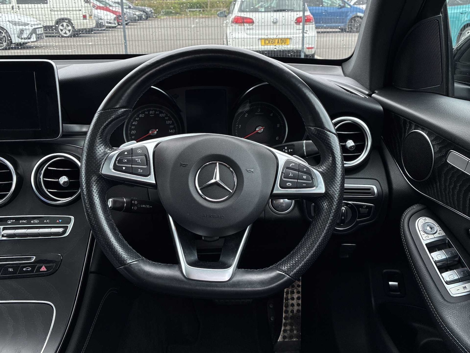 Used Mercedes-Benz GLC 2019 for sale - 78196227: Photo 9