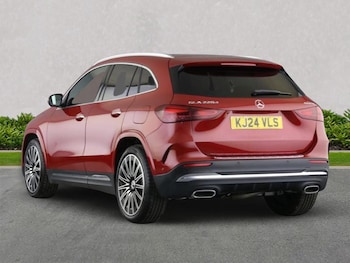Used Mercedes-Benz GLA 2024 for sale - 76288624: Photo 2