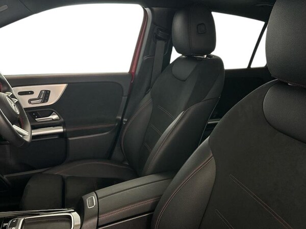 Used Mercedes-Benz GLA 2024 for sale - 76288624: Photo 5