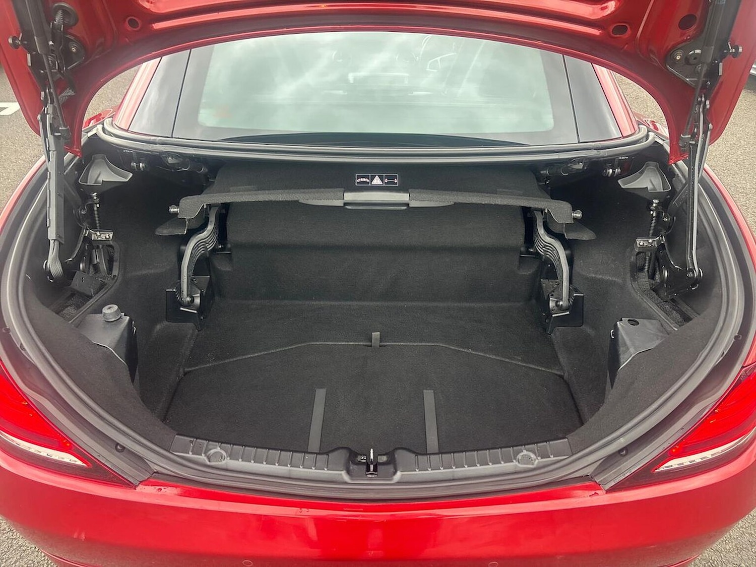 Used Mercedes-Benz SLC 2018 for sale - 76143007: Photo 17
