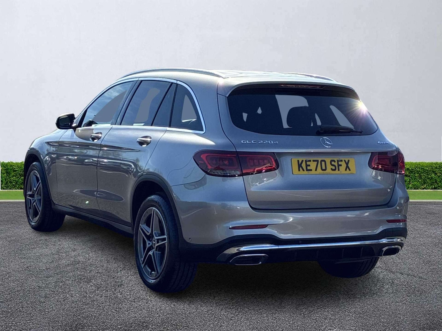 Used Mercedes-Benz GLC 2020 for sale - 78218108: Photo 2