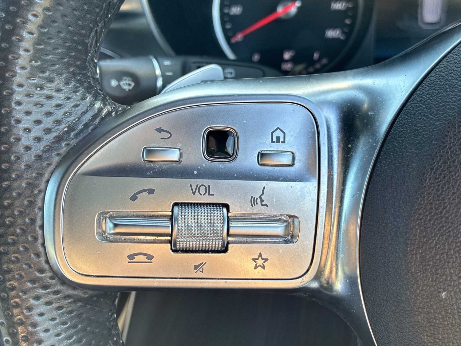 Used Mercedes-Benz GLC 2020 for sale - 78218108: Photo 22