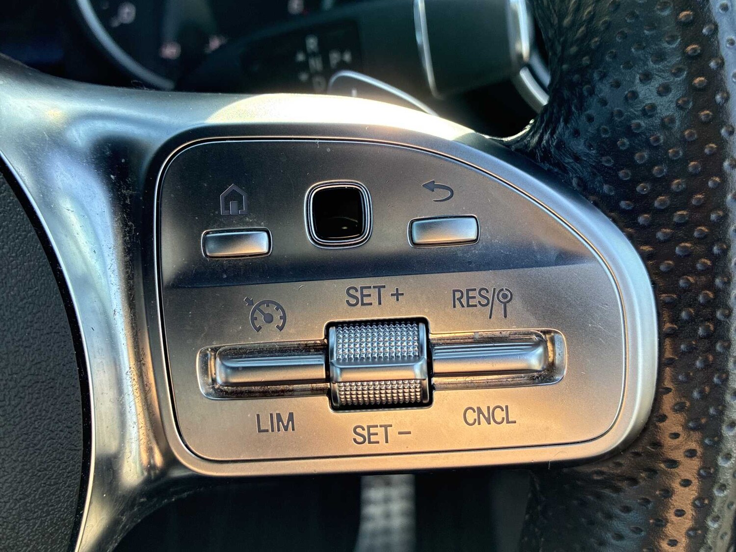 Used Mercedes-Benz GLC 2020 for sale - 78218108: Photo 23