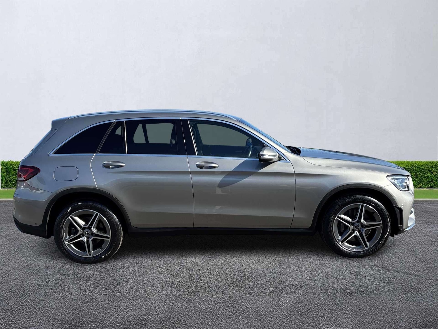 Used Mercedes-Benz GLC 2020 for sale - 78218108: Photo 3