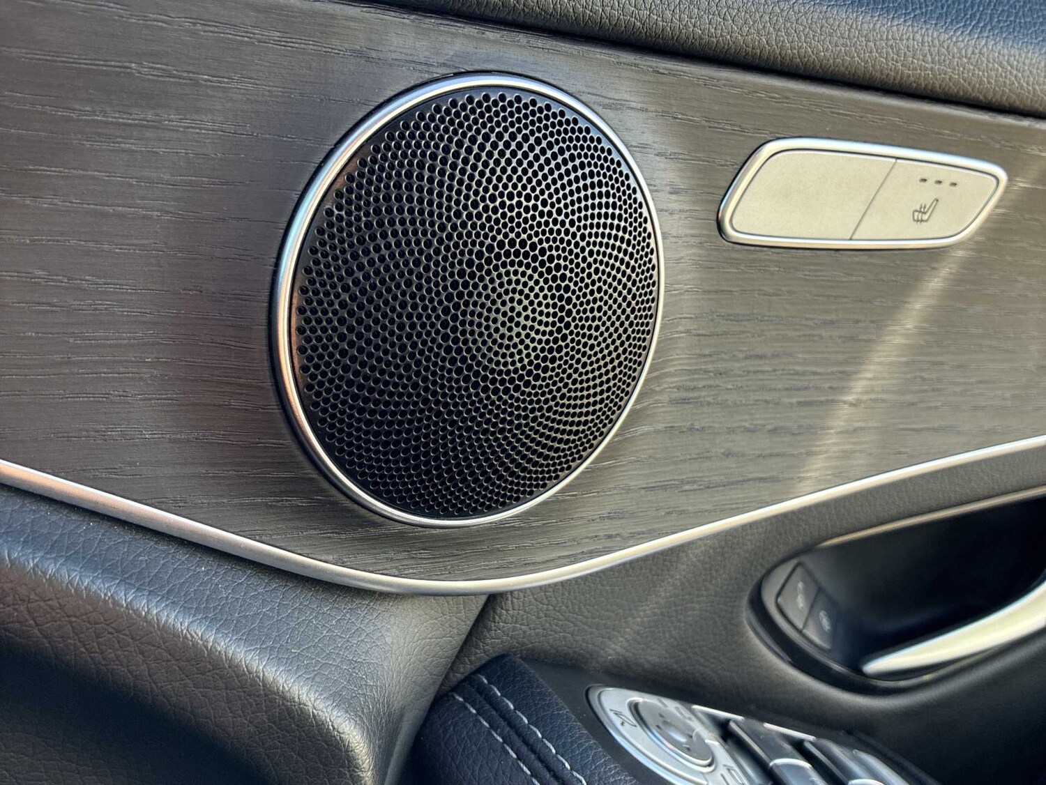 Used Mercedes-Benz GLC 2020 for sale - 78218108: Photo 30