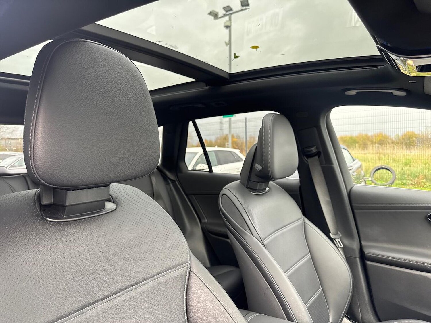 Used Mercedes-Benz GLC 2025 for sale - 76536608: Photo 37