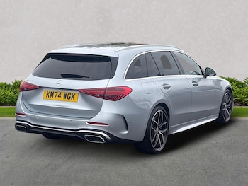 Used Mercedes-Benz C-Class 2024 for sale - 76101410: Photo 2