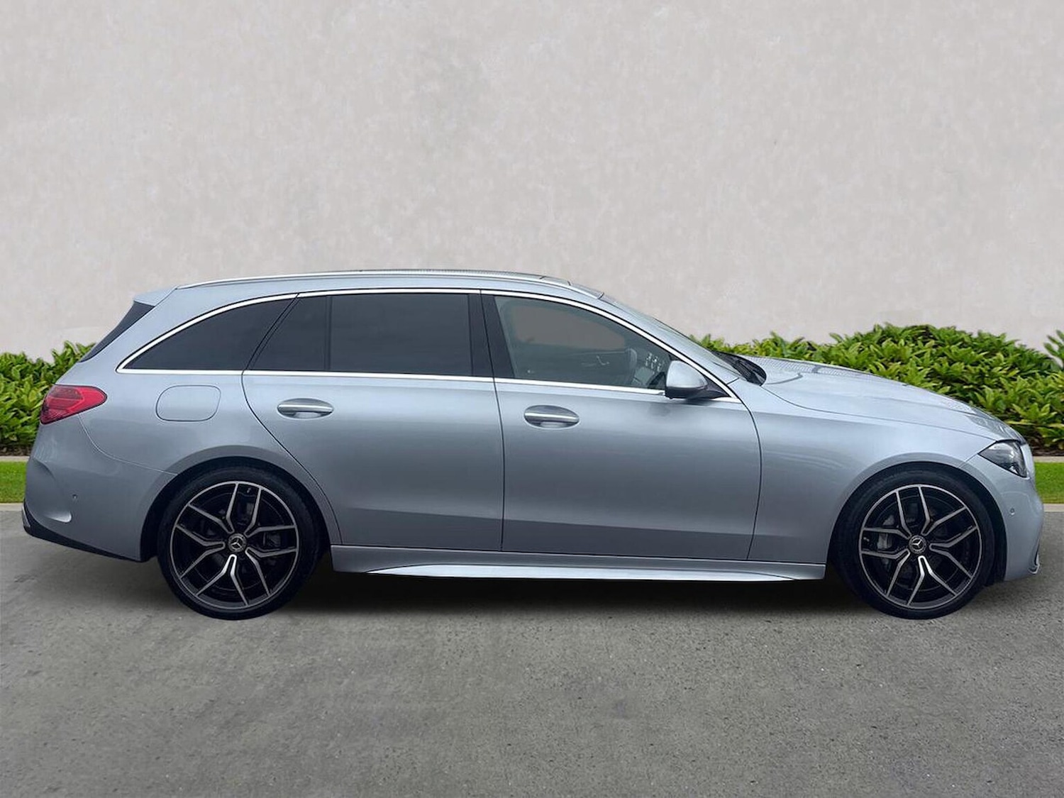 Used Mercedes-Benz C-Class 2024 for sale - 76101410: Photo 3