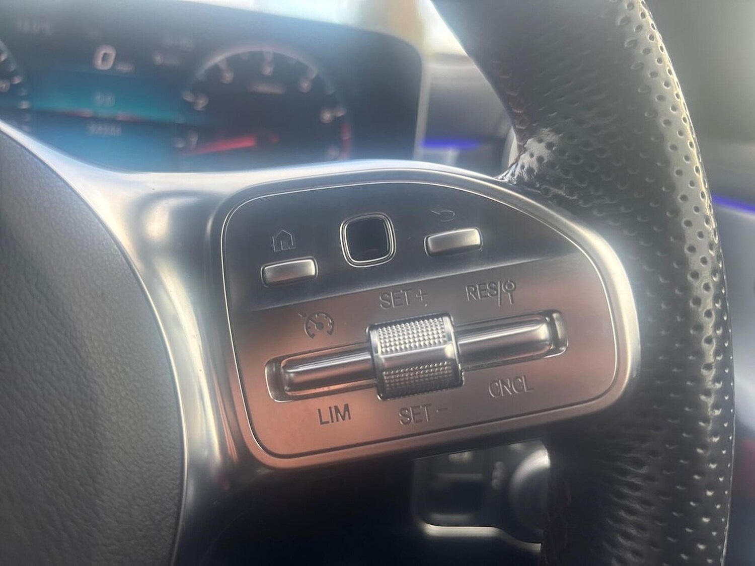 Used Mercedes-Benz CLA 2019 for sale - 76387156: Photo 27