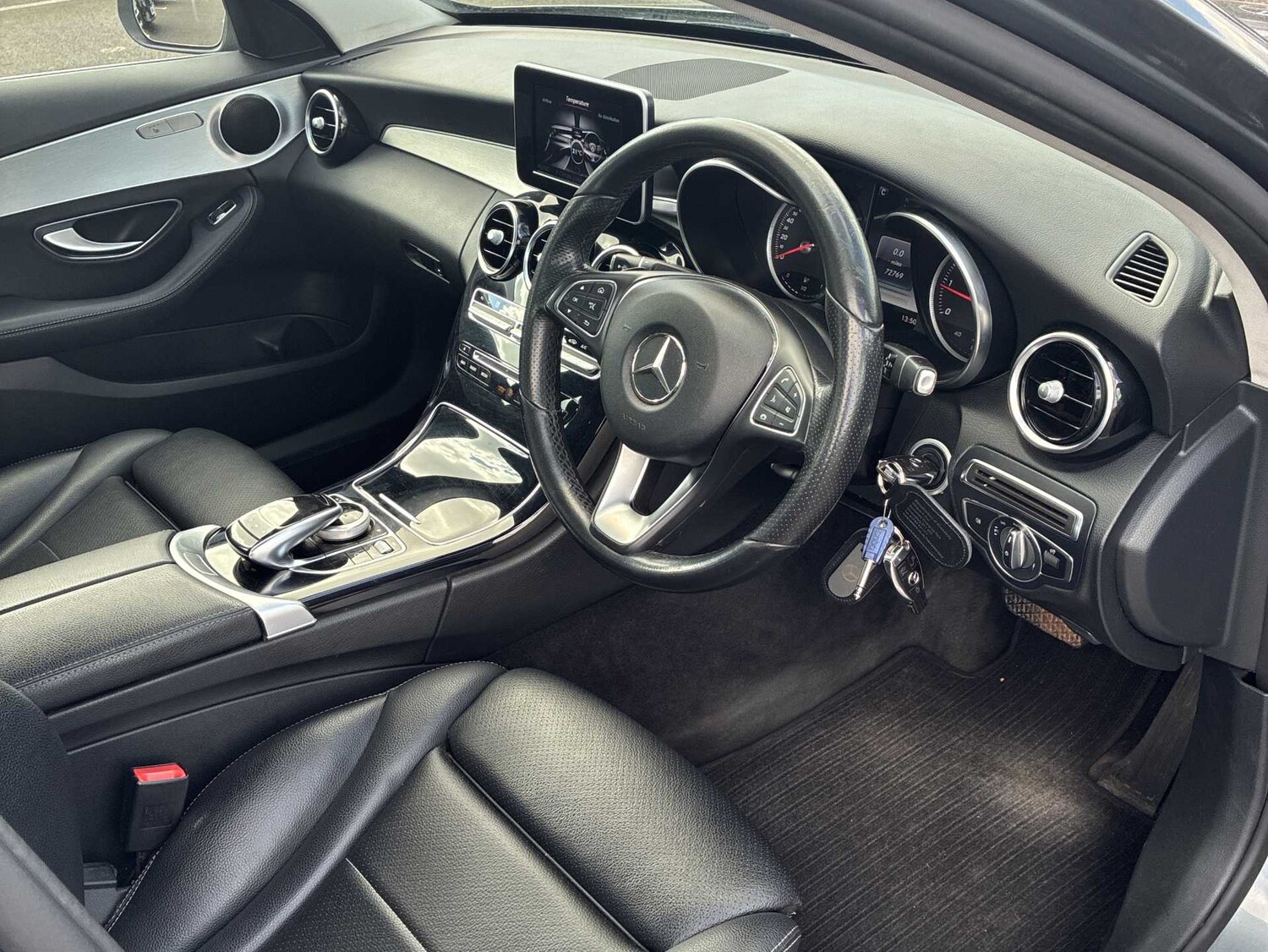 Used Mercedes-Benz C Class 2018 for sale - 78193315: Photo 15