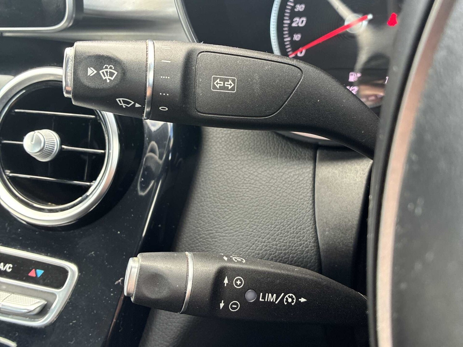 Used Mercedes-Benz C Class 2018 for sale - 78193315: Photo 27