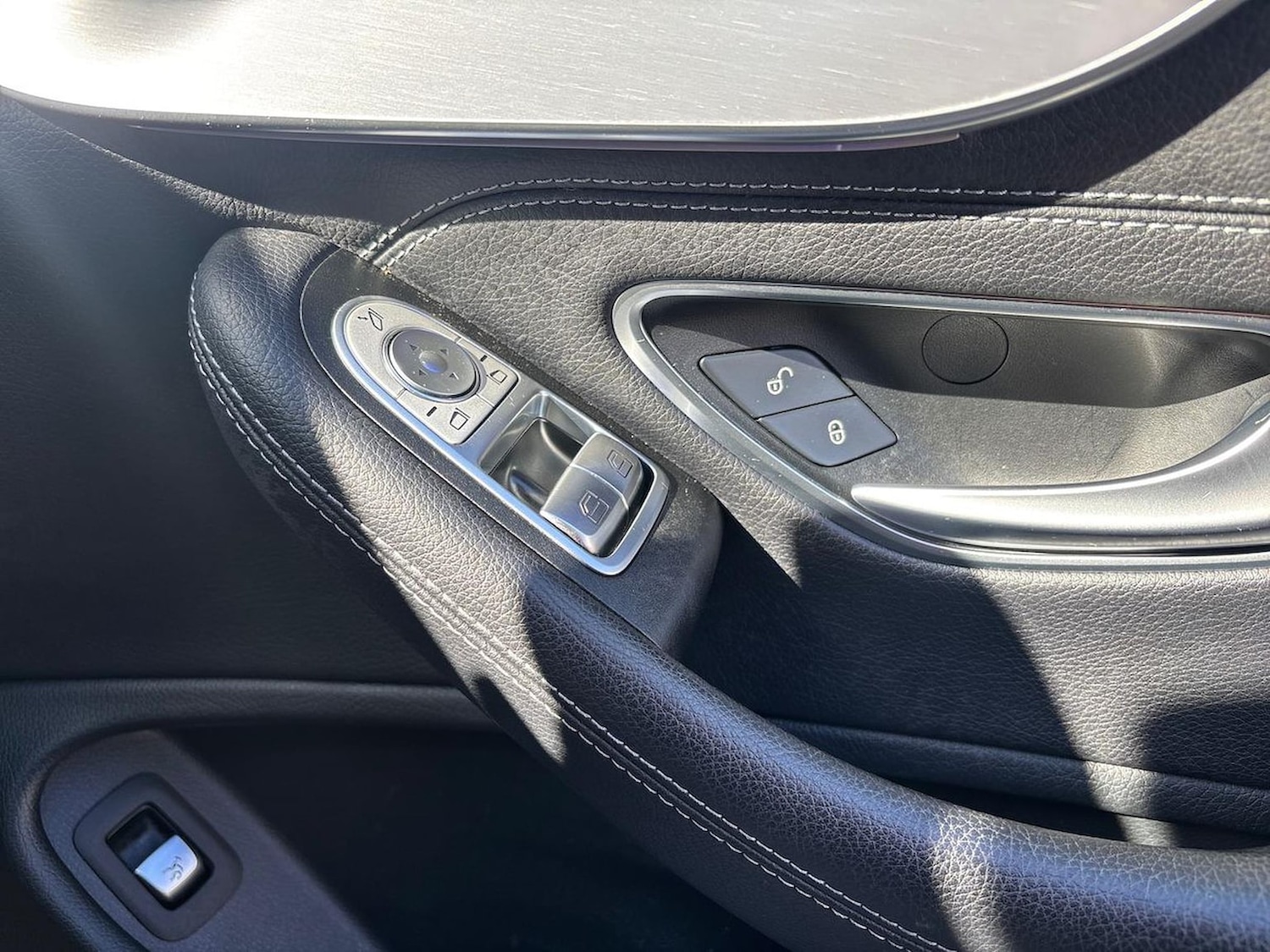Used Mercedes-Benz C-Class 2019 for sale - 76127277: Photo 21