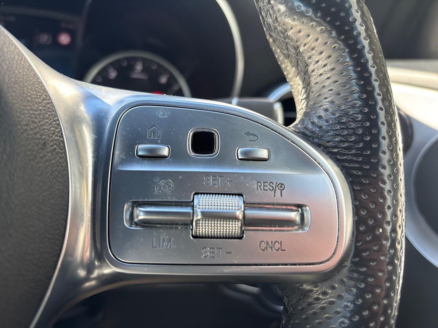 Used Mercedes-Benz C-Class 2019 for sale - 76127277: Photo 27