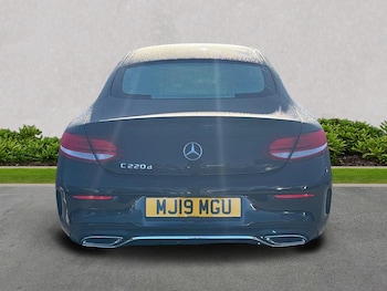 Used Mercedes-Benz C-Class 2019 for sale - 76127277: Photo 4