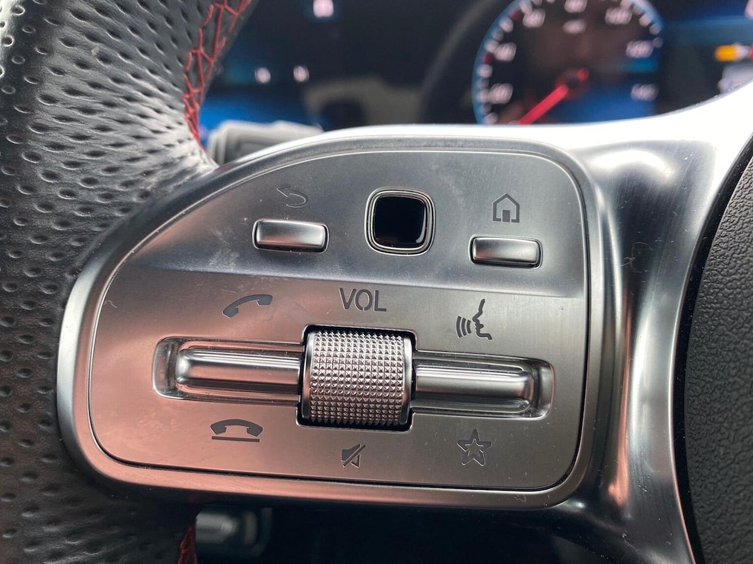 Used Mercedes-Benz CLA 2023 for sale - 76770025: Photo 27