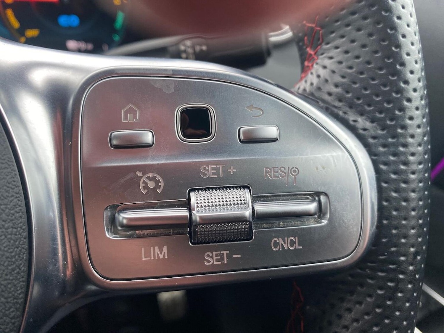 Used Mercedes-Benz GLA 2023 for sale - 76559757: Photo 27