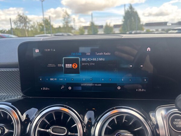 Used Mercedes-Benz GLB 2022 for sale - 76249375: Photo 11