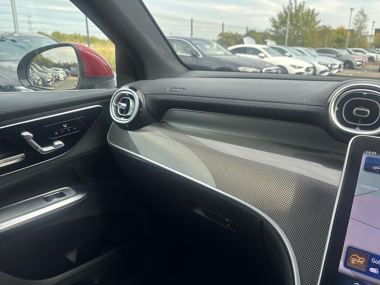 Used Mercedes-Benz GLC 2024 for sale - 76149493: Photo 31