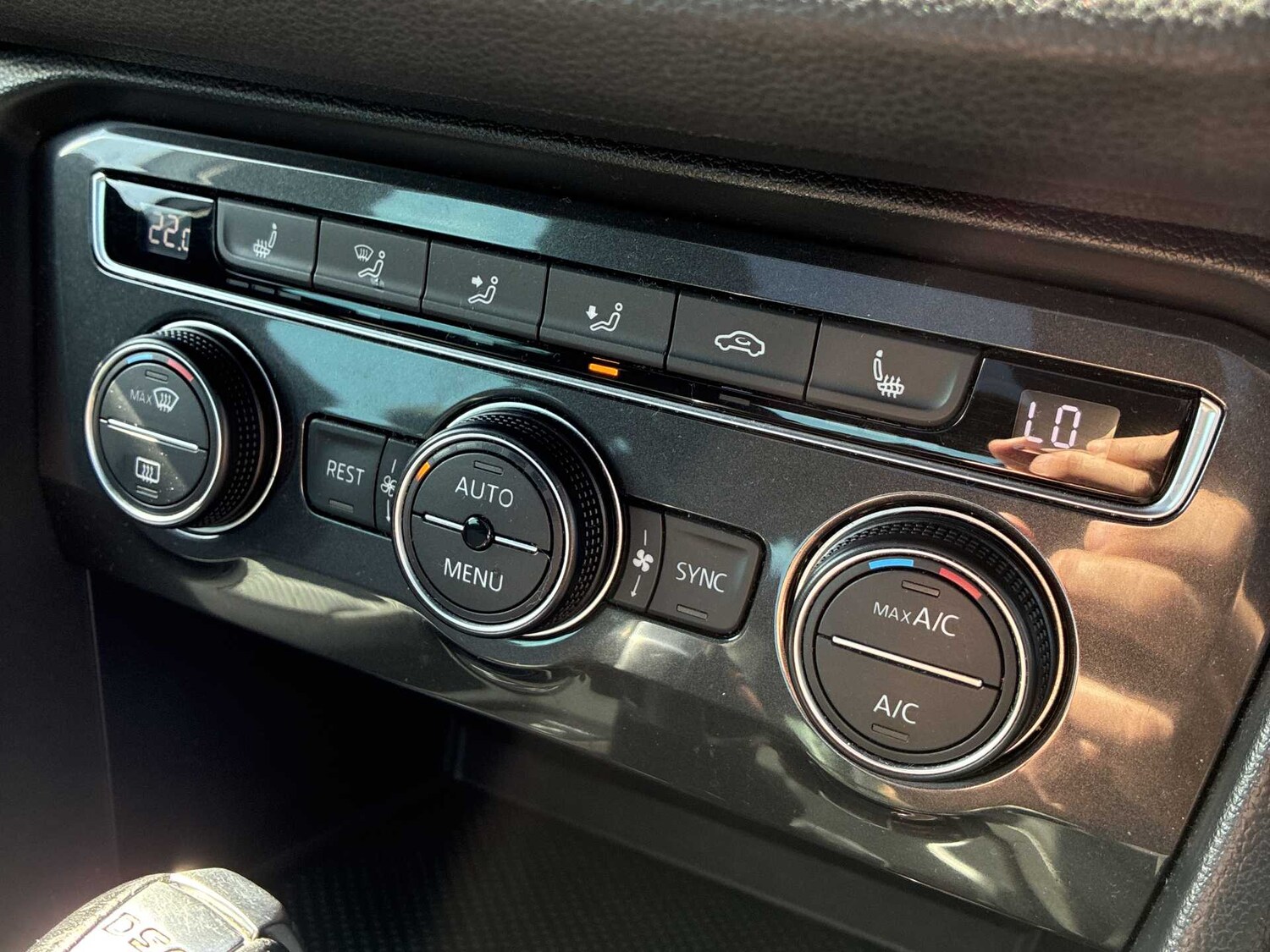 Used Volkswagen Tiguan 2018 for sale - 78195979: Photo 12