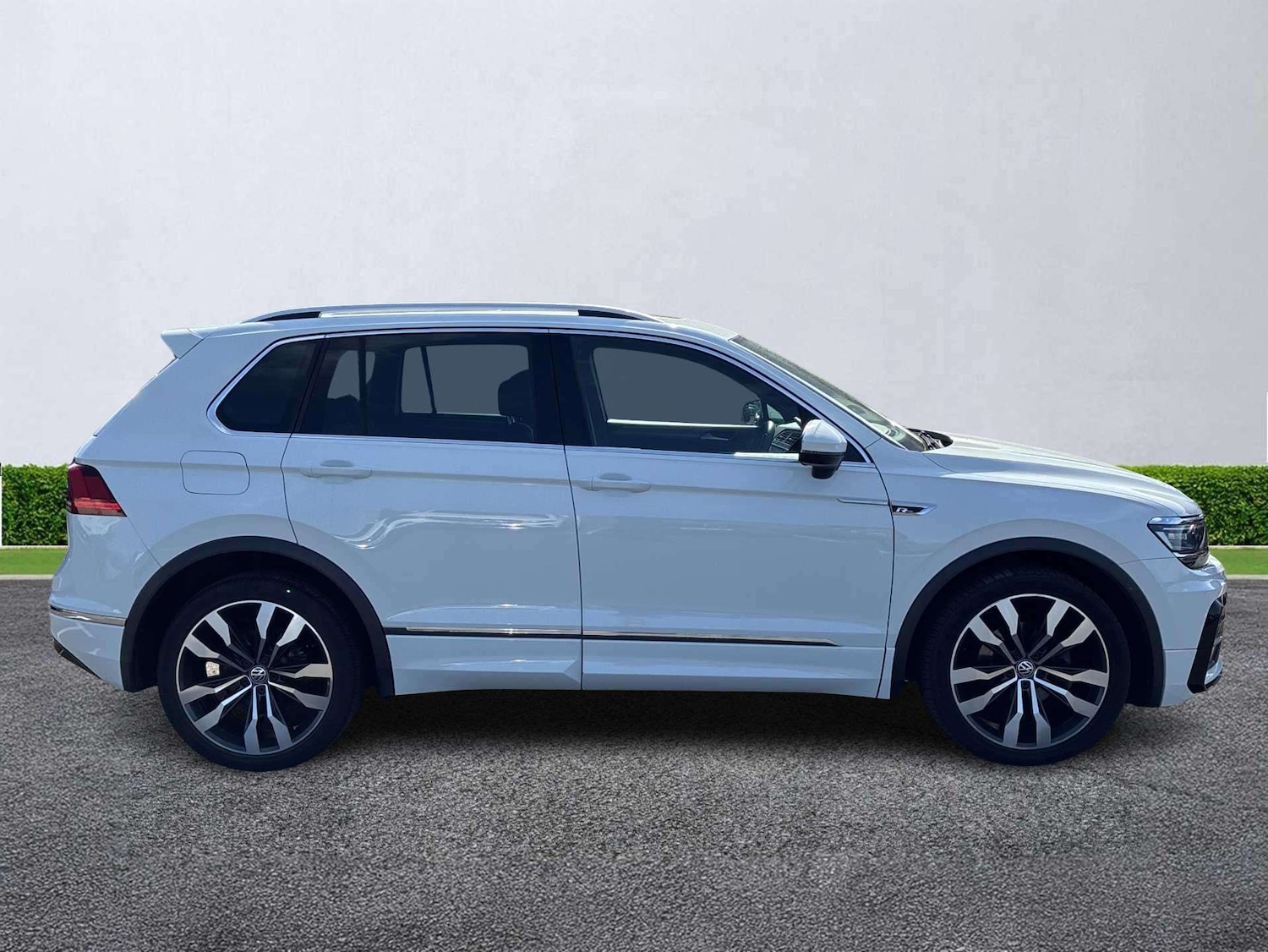 Used Volkswagen Tiguan 2018 for sale - 78195979: Photo 3