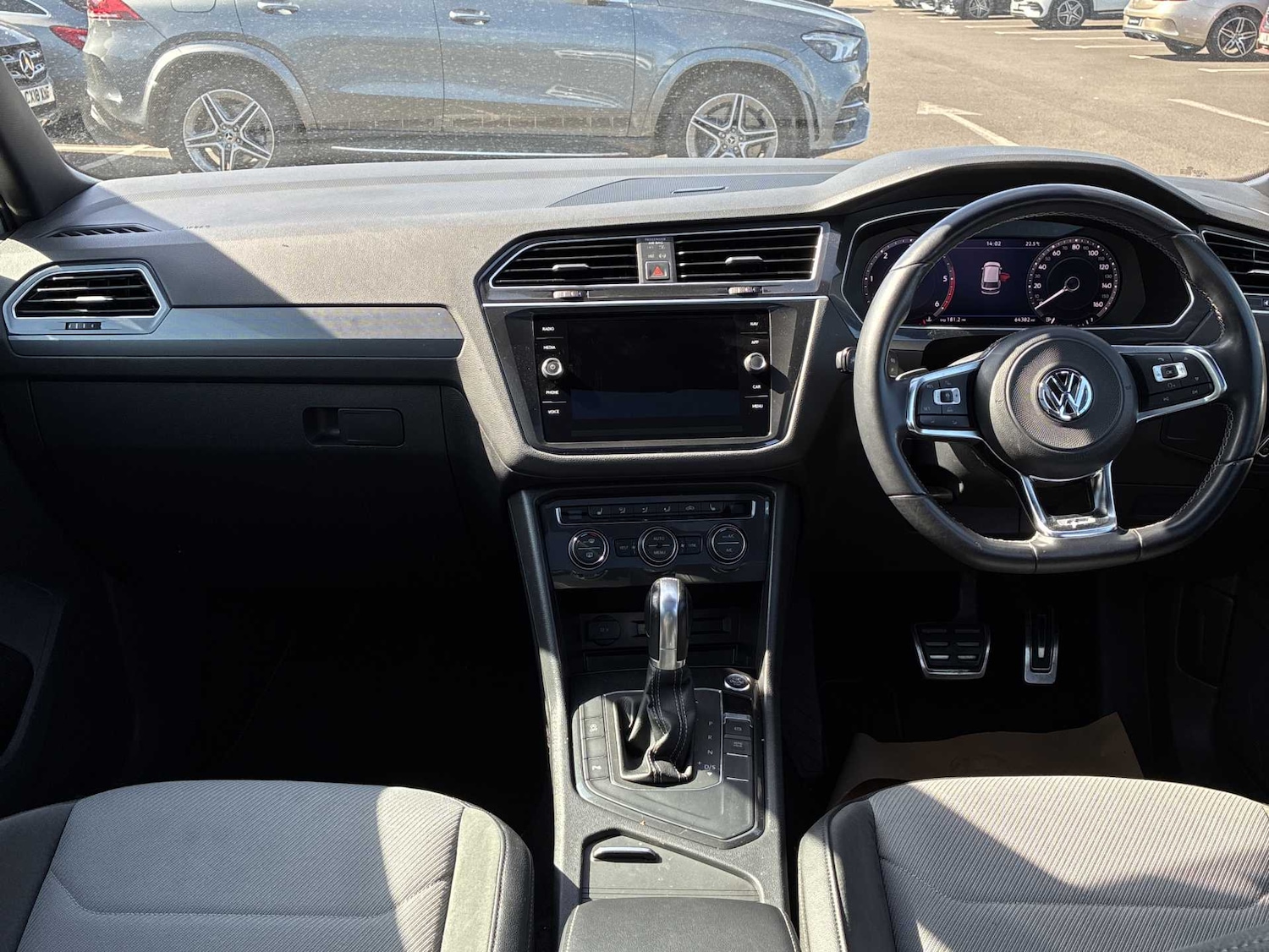 Used Volkswagen Tiguan 2018 for sale - 78195979: Photo 8