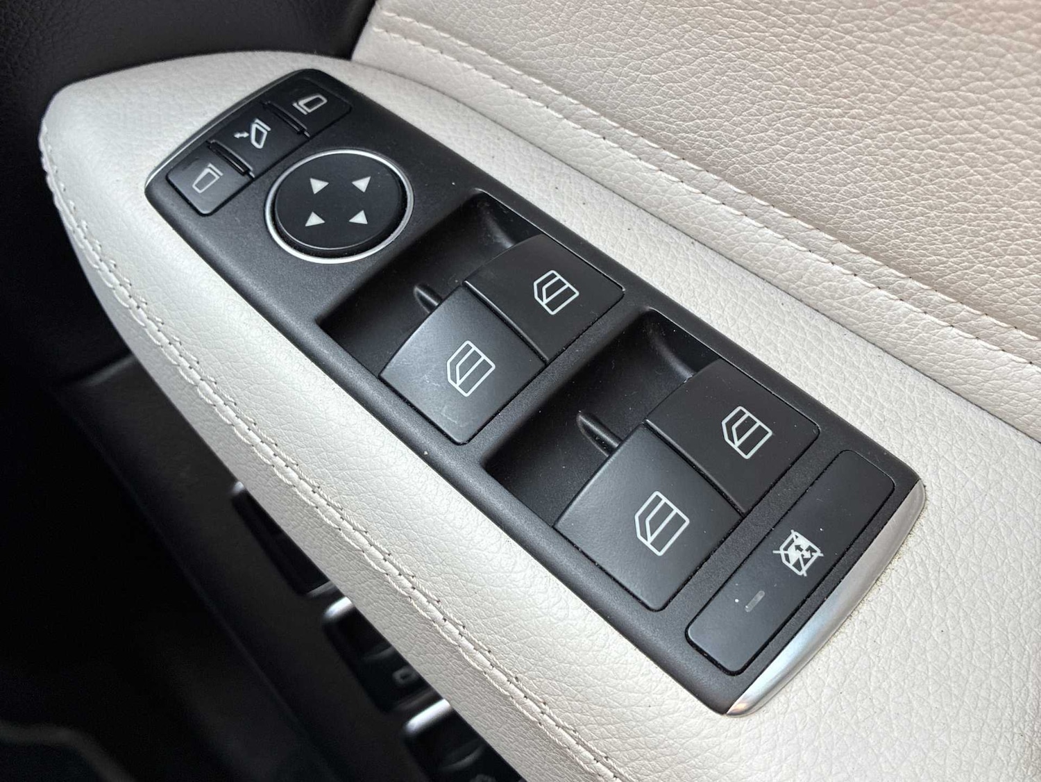 Used Mercedes-Benz GLS 2017 for sale - 78192868: Photo 21