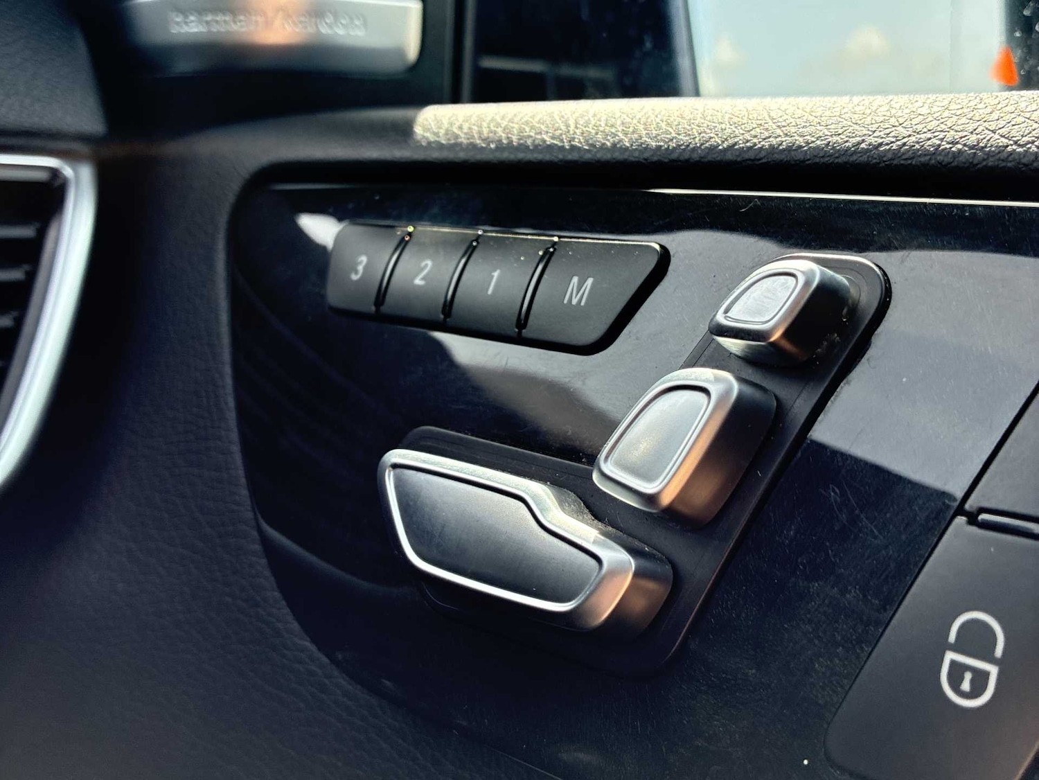 Used Mercedes-Benz GLS 2017 for sale - 78192868: Photo 29