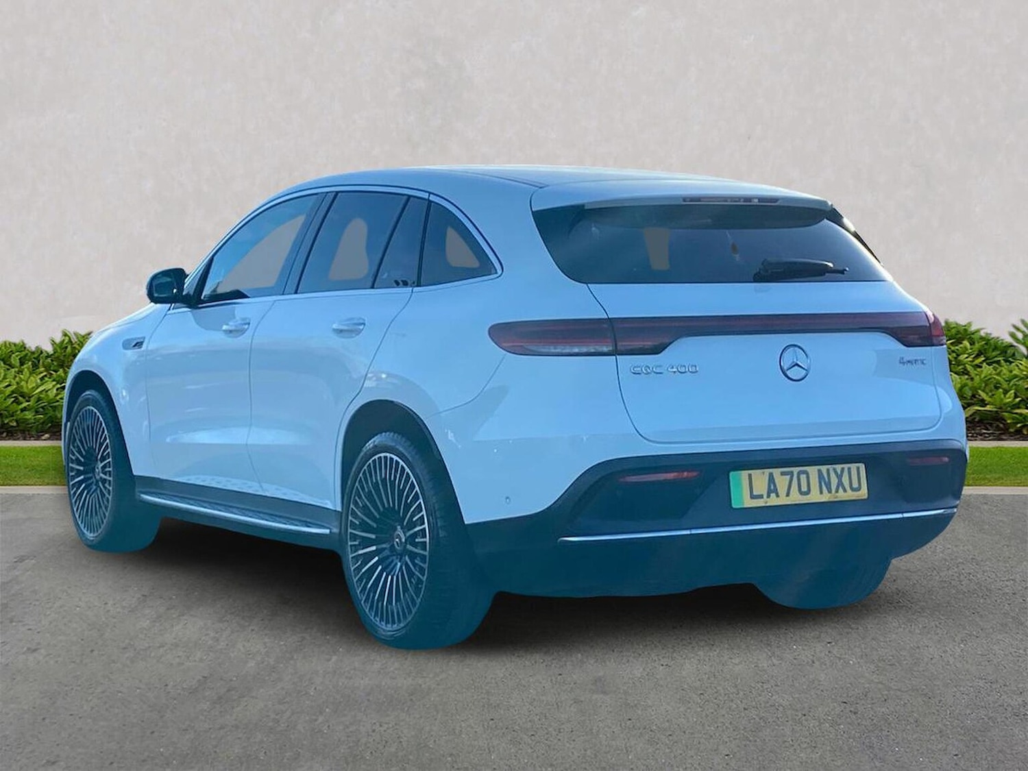 Used Mercedes-Benz EQC 2021 for sale - 77528832: Photo 2