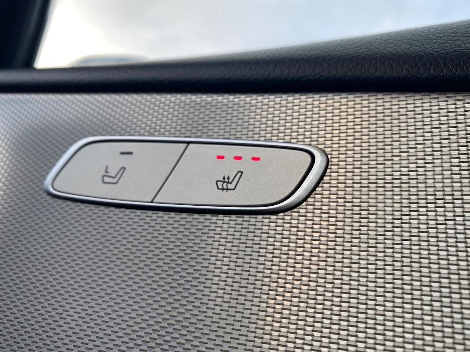 Used Mercedes-Benz E Class 2018 for sale - 76905036: Photo 31