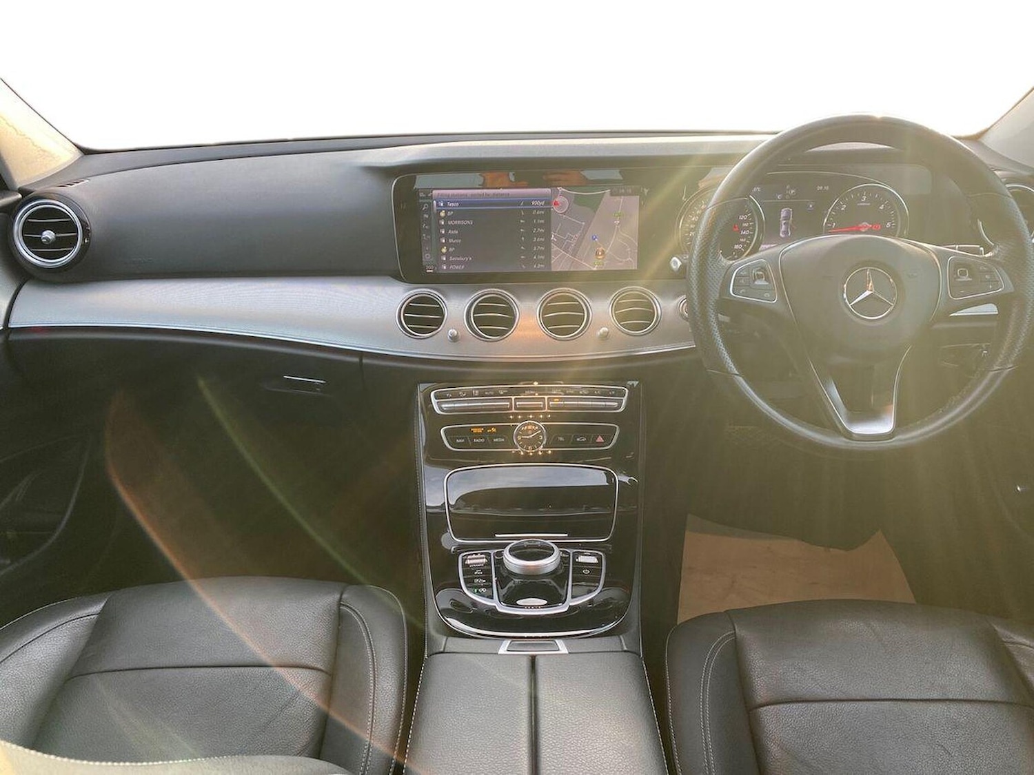 Used Mercedes-Benz E Class 2018 for sale - 76905036: Photo 9