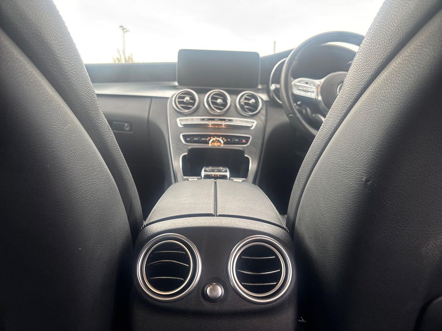 Used Mercedes-Benz C-Class 2019 for sale - 76143009: Photo 13