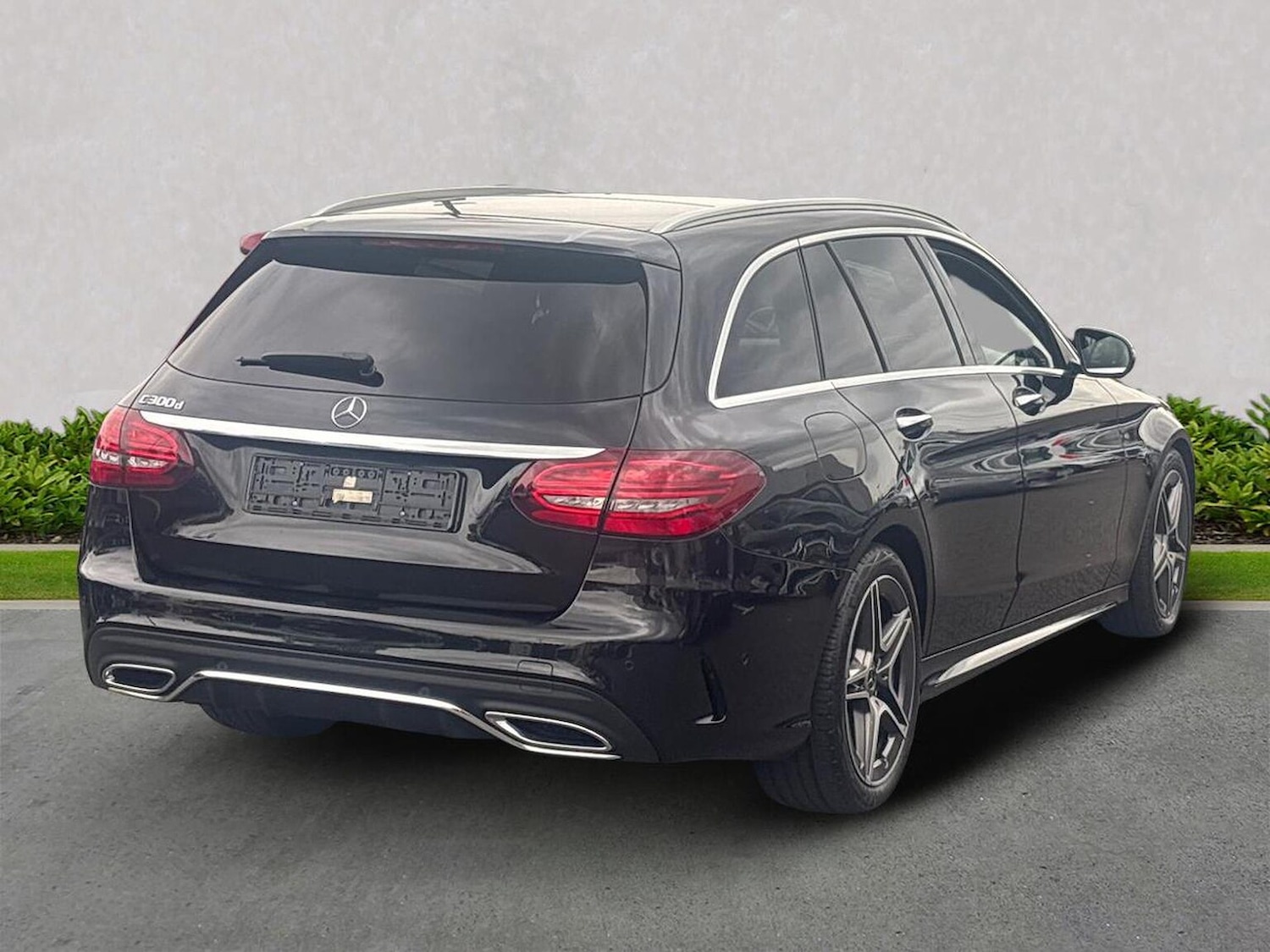 Used Mercedes-Benz C-Class 2019 for sale - 76143009: Photo 2