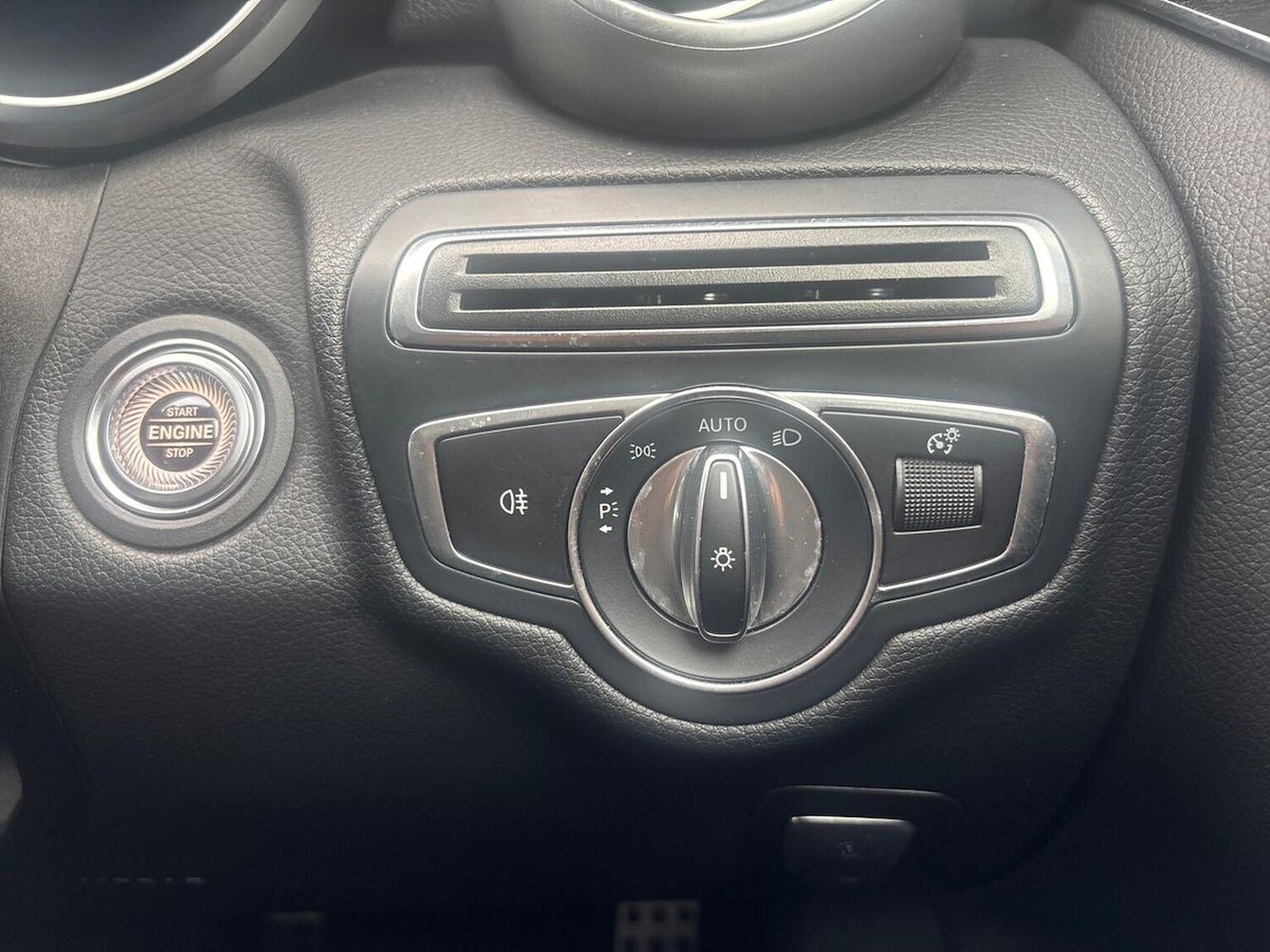 Used Mercedes-Benz C-Class 2019 for sale - 76143009: Photo 22