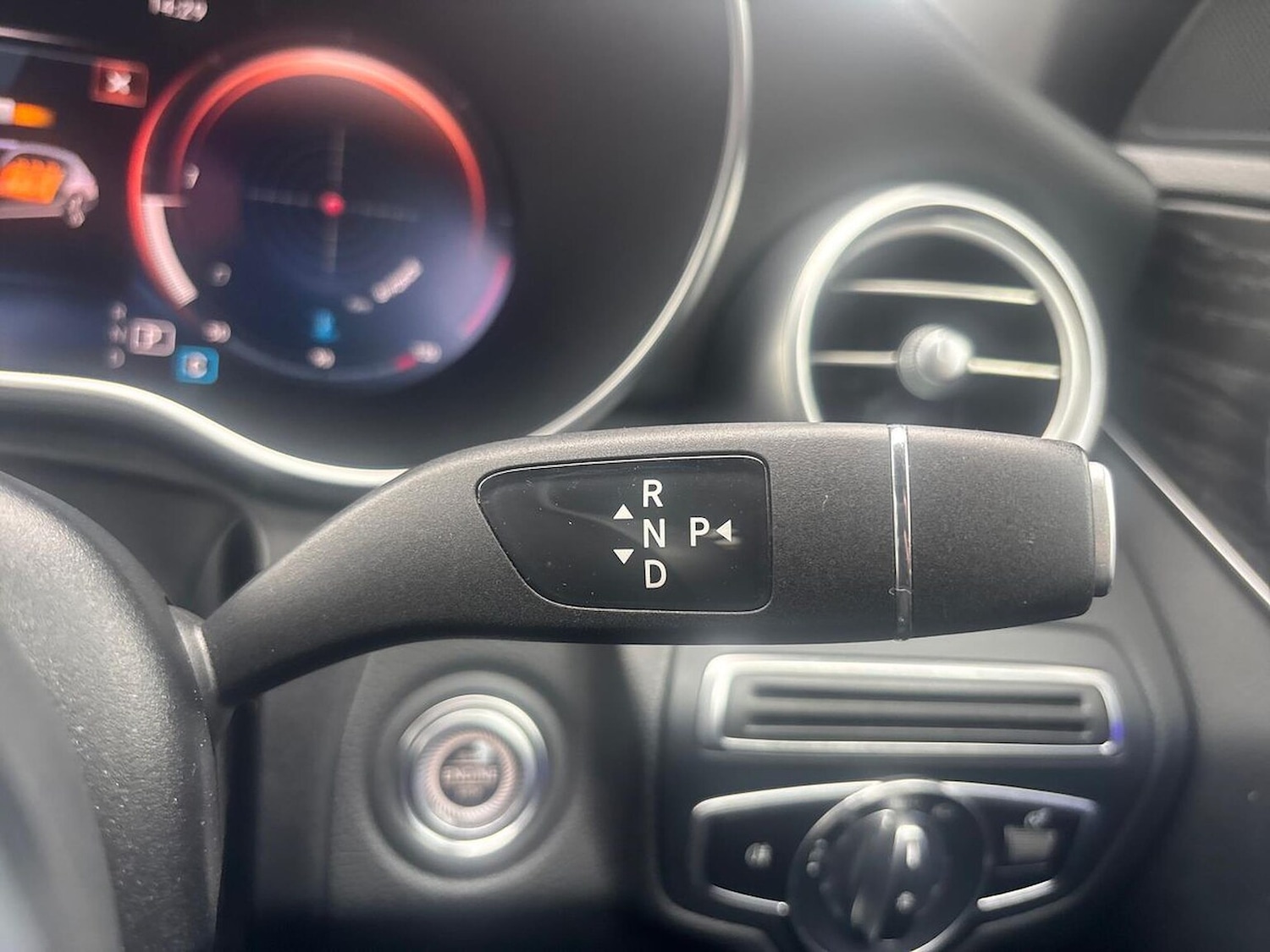 Used Mercedes-Benz C-Class 2019 for sale - 76143009: Photo 29
