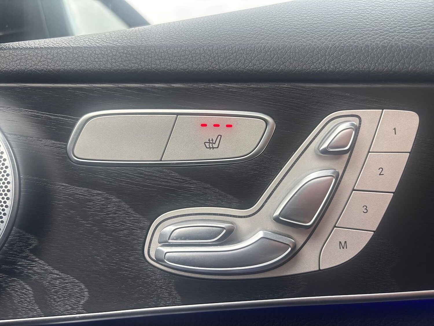 Used Mercedes-Benz C-Class 2019 for sale - 76143009: Photo 30