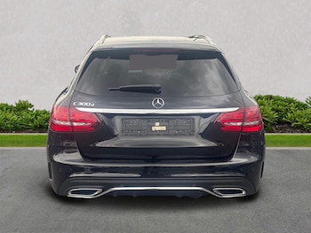 Used Mercedes-Benz C-Class 2019 for sale - 76143009: Photo 4