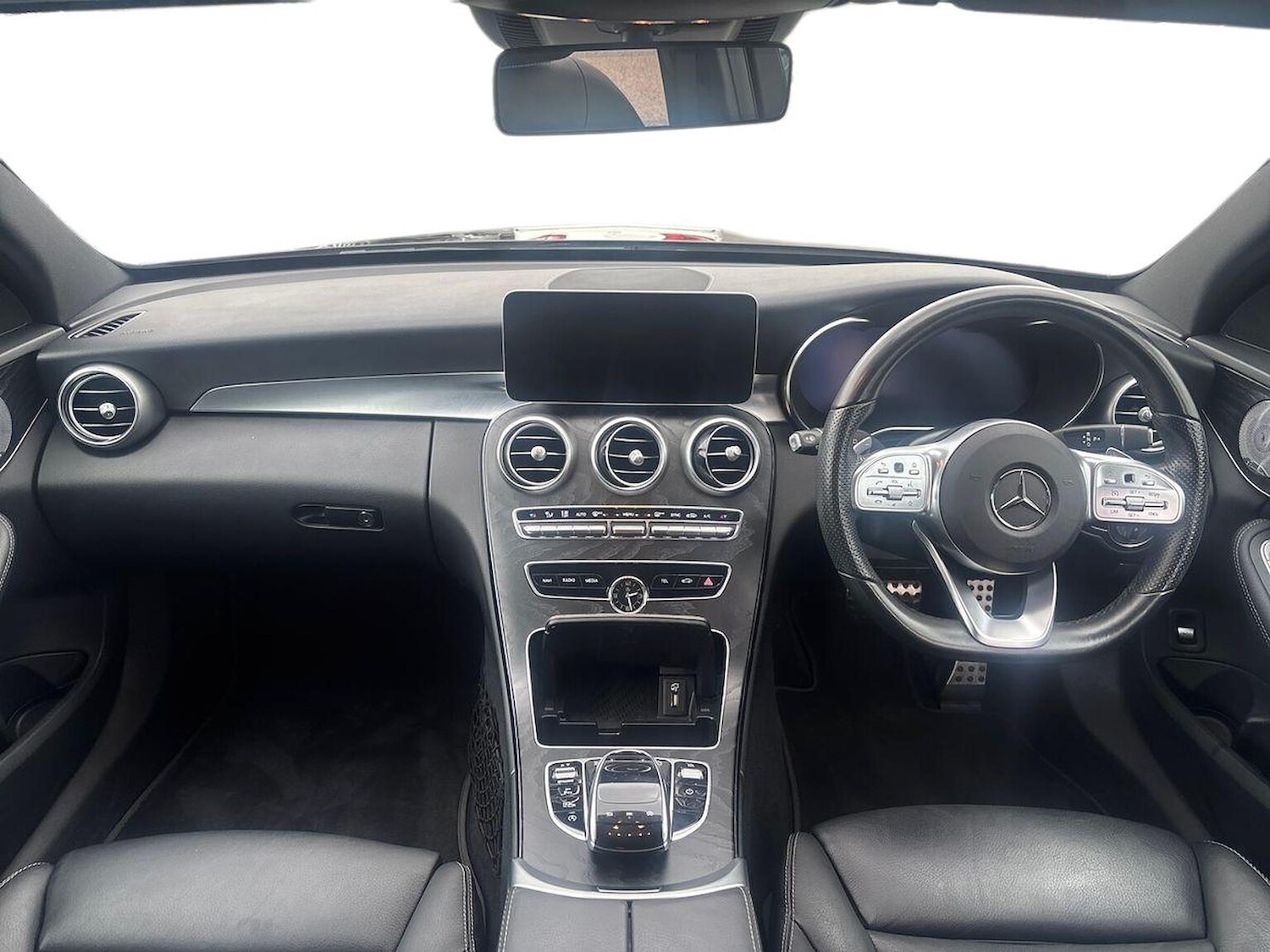 Used Mercedes-Benz C-Class 2019 for sale - 76143009: Photo 8