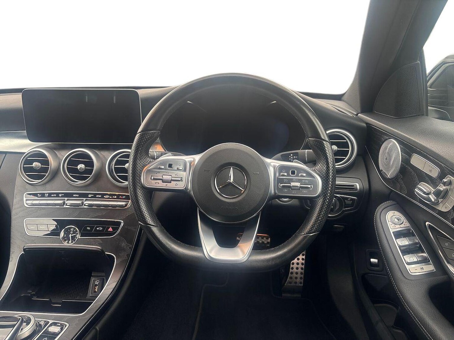 Used Mercedes-Benz C-Class 2019 for sale - 76143009: Photo 9